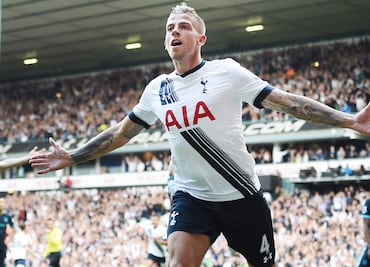 Futbolista dona tablets para pacientes en aislamiento por Coronavirus