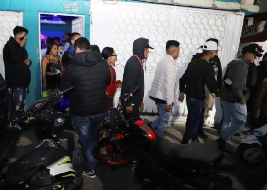 Dispersan a cerca de 400 personas de dos fiestas en Ecatepec en el fin de semana