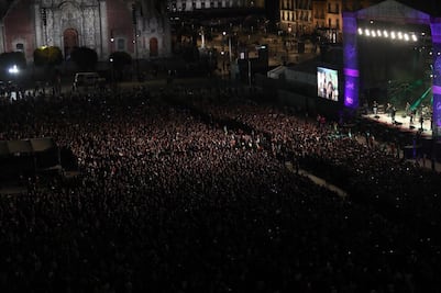 Bailaron 80 mil en concierto del Zócalo por Día del Amor