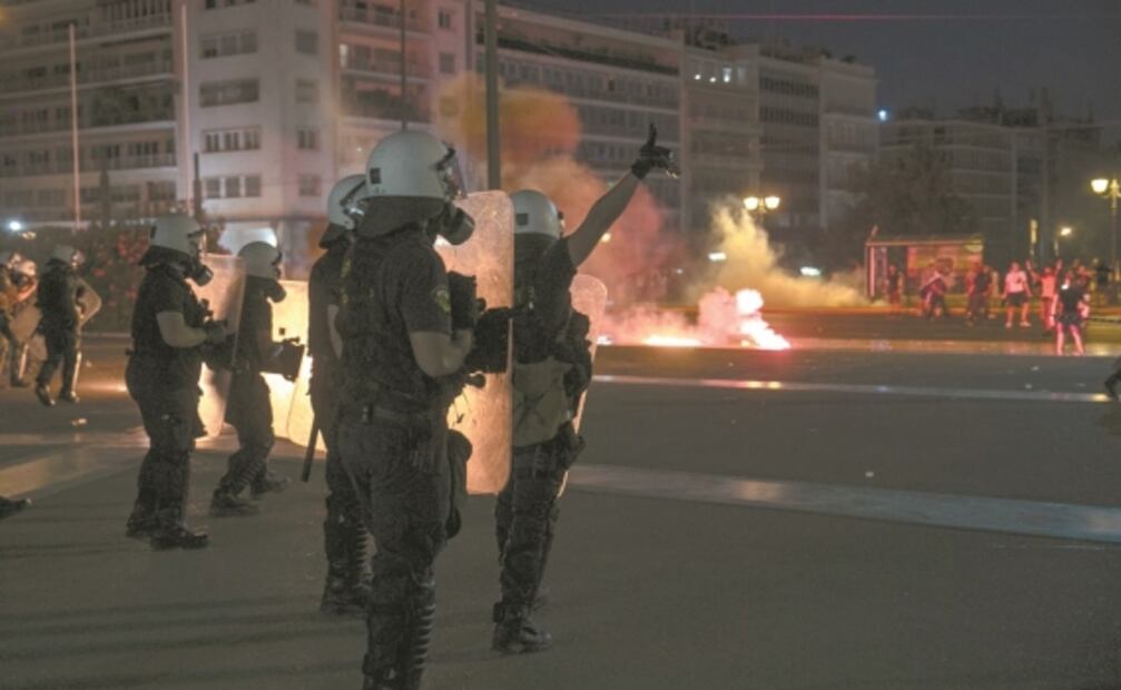 Europa se calienta por introducir el pase sanitario