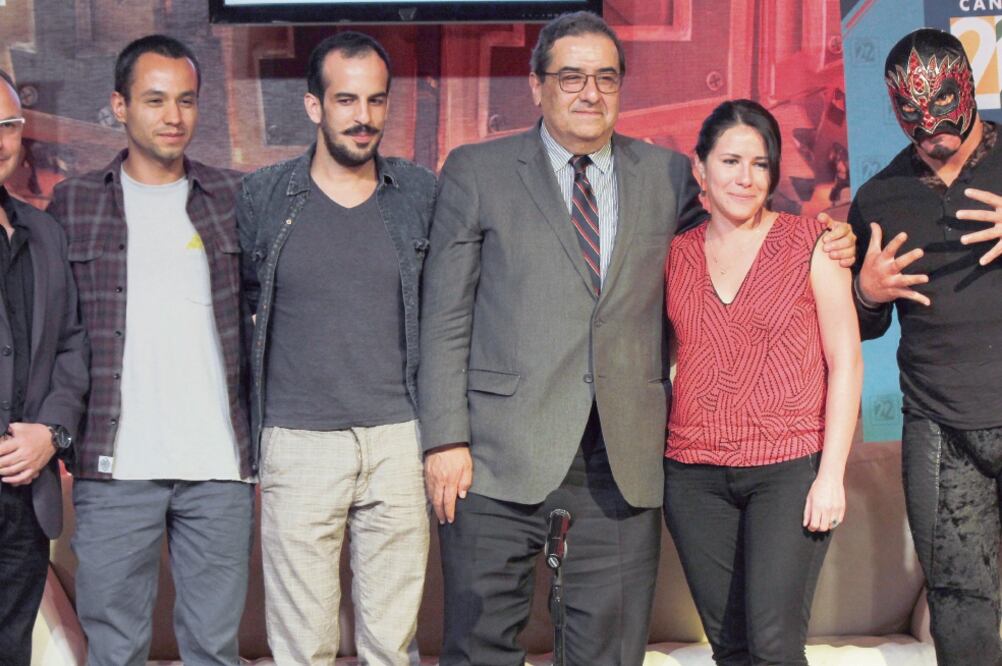 En la presentación del documental estuvieron directivos del canal y de la Arena, y el luchador El Hechicero (CORTESÍA CANAL 22)