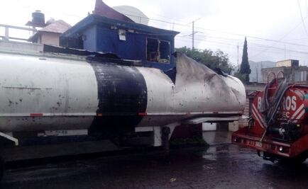 Explota pipa con aceite en Ecatepec; no hay heridos