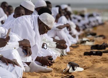 Búsqueda desesperada de desaparecidos en la peregrinación del hach en La Meca