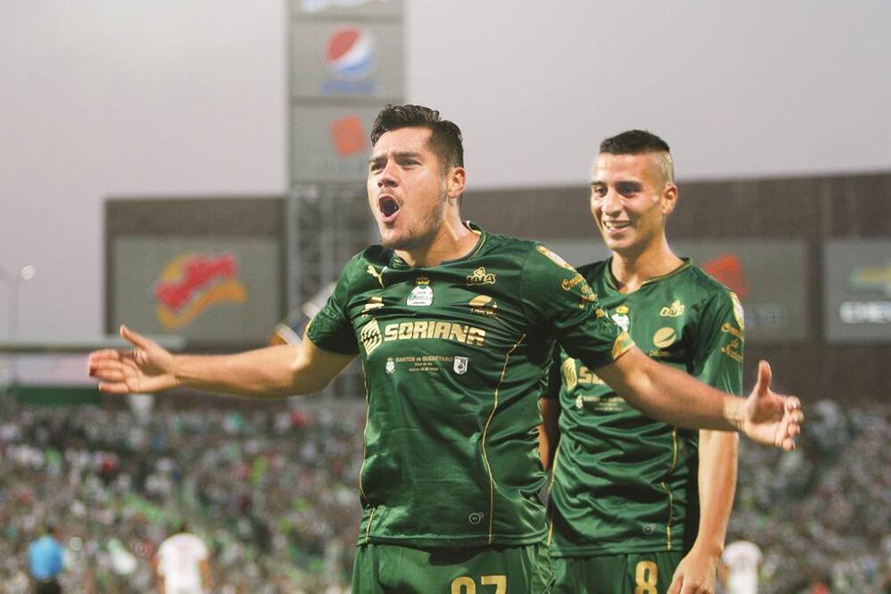 La actuación de Javier Orozco en la final de ida entre Santos y Querétaro no le hace cambiar los planes a Miguel Herrera