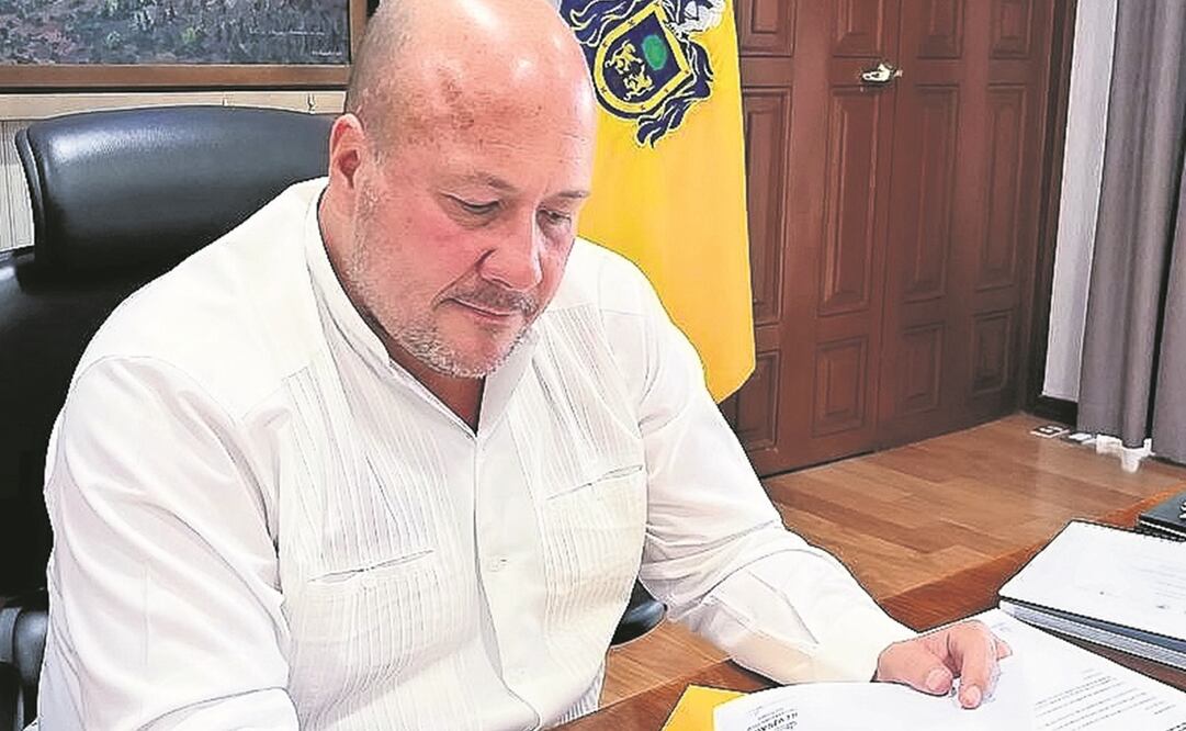 El gobernador Enrique Alfaro firmó el convenio. Foto: ESPECIAL