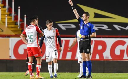 Una vergüenza, el arbitraje de la Liga MX