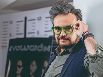 "No sigo modas: ni bachata ni lambada"; Aleks Syntek