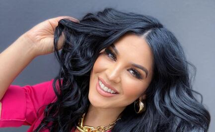 Curvy Zelma impone tendencia con el minivestido ideal para la temporada