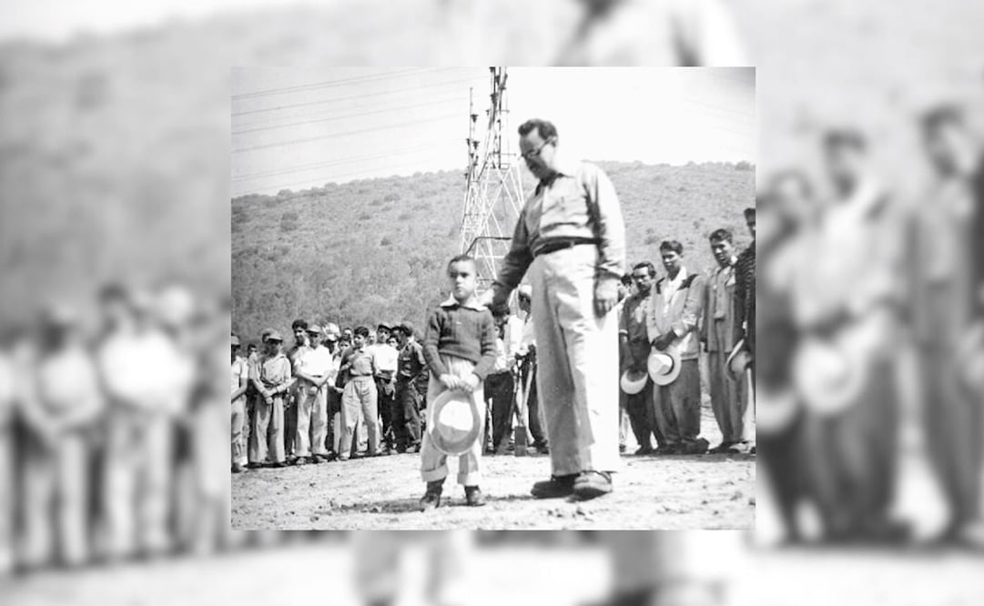 Santiago Ramírez Galicia y su hijo en una de las excursiones al Parque del Tepeyac, 1954. Foto: Cortesía Santiago Ramírez Pérez/ESPECIAL.