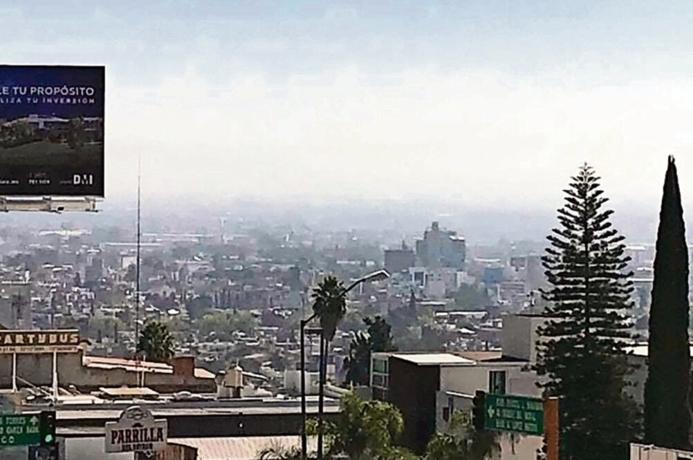 Concientización. La concentración de PM10 se debió a las bajas temperaturas y la falta de vientos, por lo que llaman a la población a evitar el uso del automóvil (CORTESÍA)