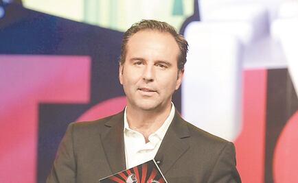 Defiende Esteban Arce su premio de periodismo