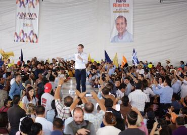 Anaya se reúne con el ex gobernador Moreno Valle en Atlixco