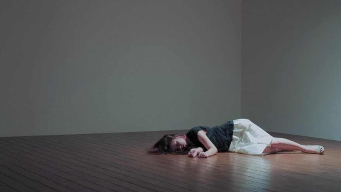 Un segmento de la sociedad descrita en "Una vida muy privada" no tiene contacto físico con absolutamente nadie y cada persona habita en su propio espacio aislado. Foto: Getty Images vía BBC