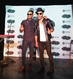 Samo y Kalimba suman canciones