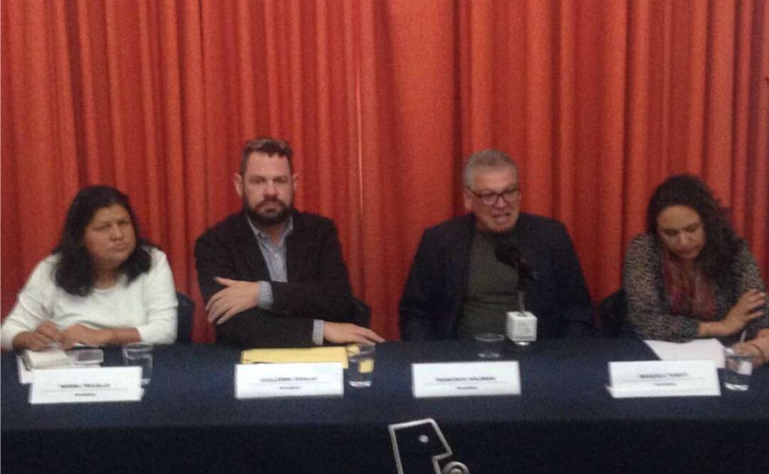 Marcela Turari, Guillermo Osorno, Norma Trujillo y Francisco Goldman dieron a conocer la carta. Foto: Julián Sánchez