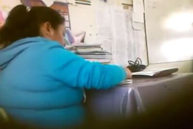 Maestra llama "estúpidos, idiotas y retrasados" a alumnos de primaria