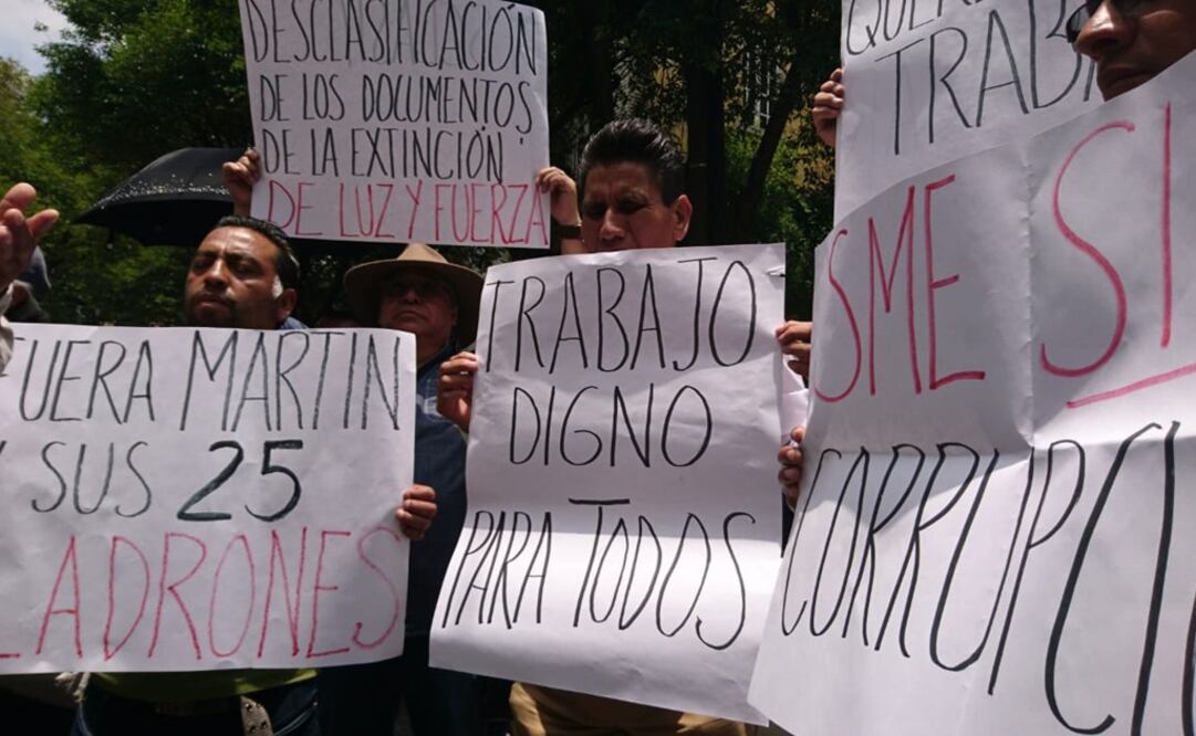 Los sindicalistas llegaron junto a ex trabajadores de la desaparecida Ruta 100. Foto: Especial