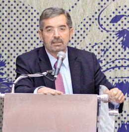 De la Fuente conversa con PRD sobre gobiernos de coalición