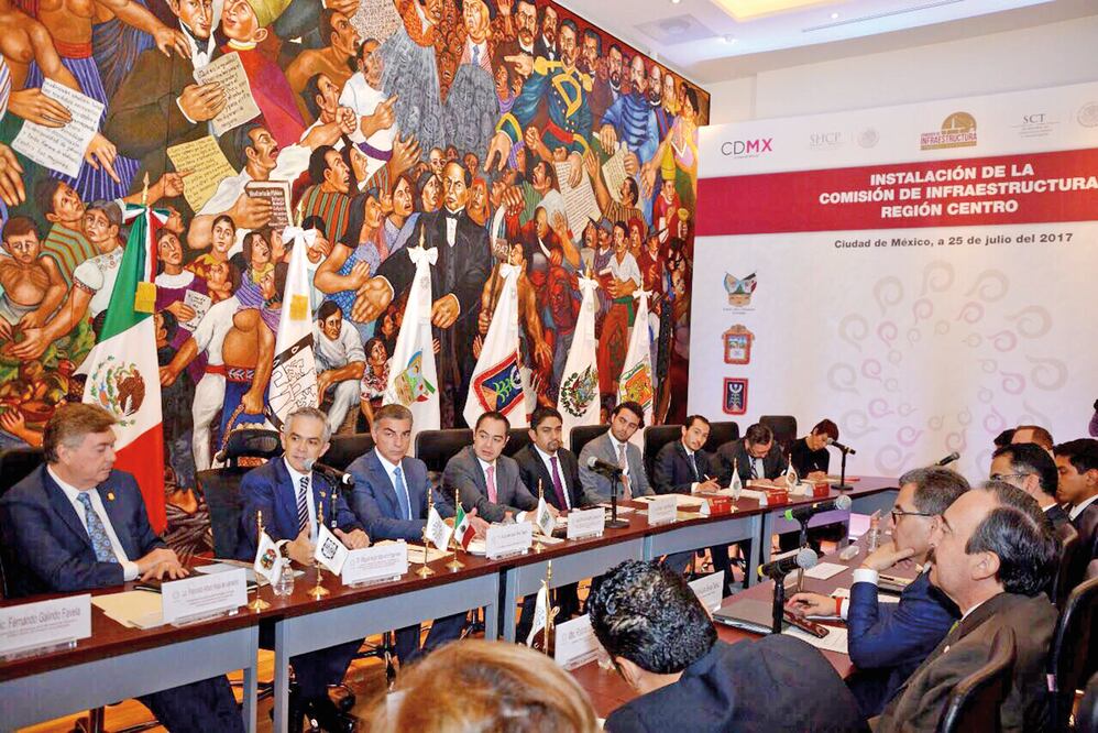 Durante la reunión de la Conago, el titular de la Sobse, Édgar Tungüí, informó que se tiene proyectada la rehabilitación del Canal Nacional. (CDMX)