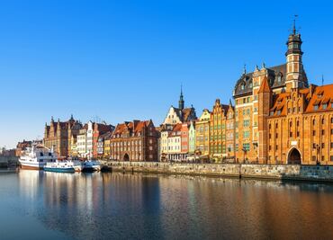 Estrenan vuelo de México a Polonia