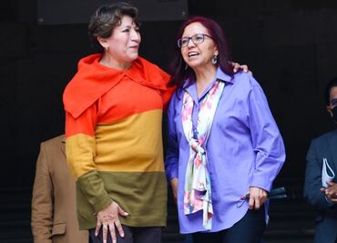 Delfina Gómez presenta a Leticia Ramírez, próxima titular de Educación, ante trabajadores de la SEP