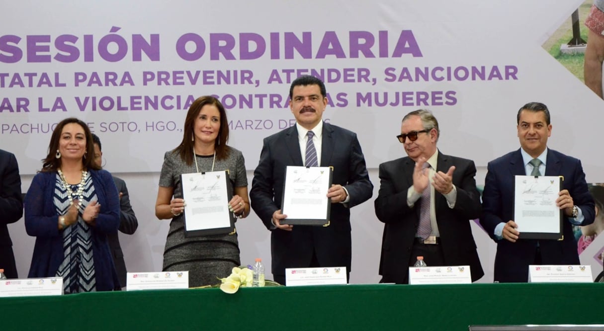 El gobernador José Francisco Olvera Ruiz y los 84 presidentes municipales firmaron el Pacto por la Igualdad y la Erradicación de la Violencia Contra las Mujeres