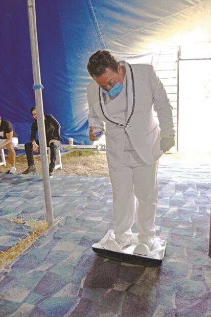 Las acrobacias para sobrevivir en el circo en época de pandemia