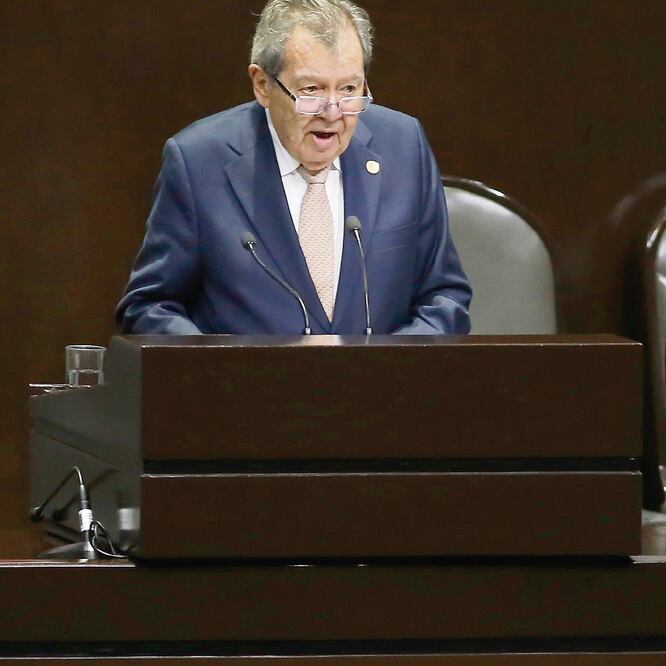 Buscan garantías. Porfirio Muñoz Ledo presentó la iniciativa para la igualdad de derechos a todas las formas de comunidad familiar. (AGUSTÍN SALAS. EL UNIVERSAL)