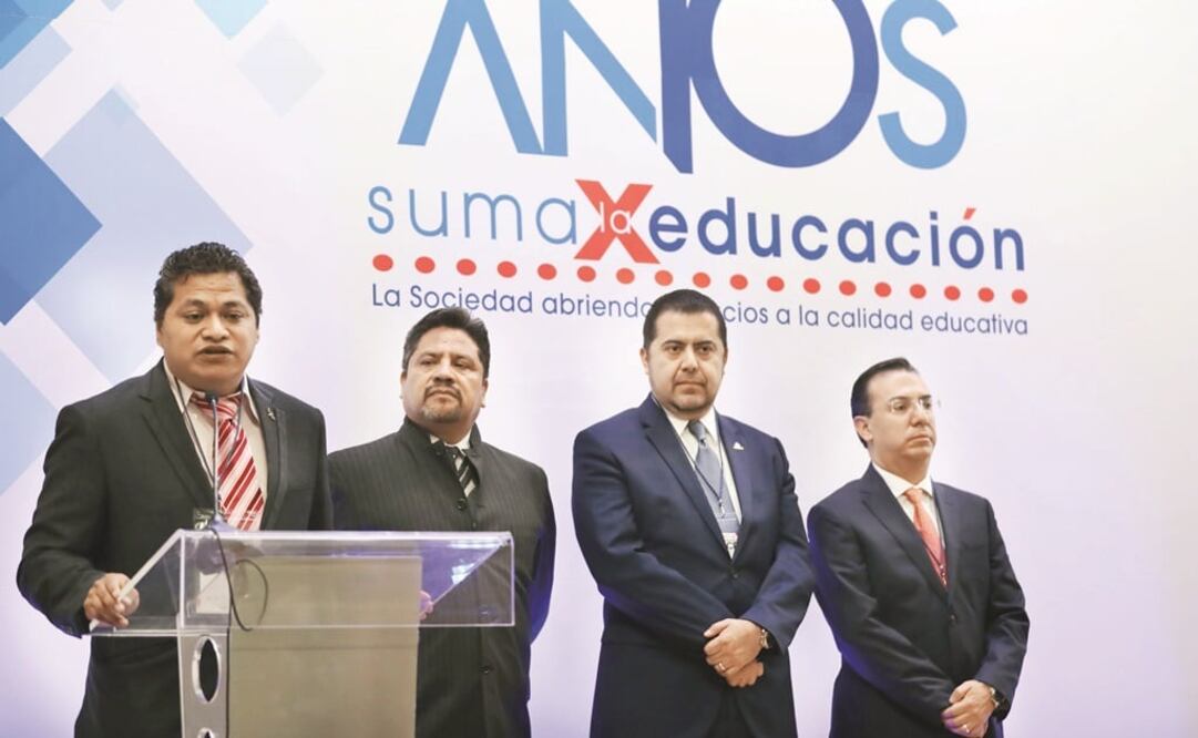 Especialistas y funcionarios coinciden en que el modelo educativo del país debe renovarse porque incluso ahora hay maestros millenials , quienes están muy vinculados con las tecnologías y las redes sociales. (JUAN CARLOS REYES. EL UNIVERSAL)