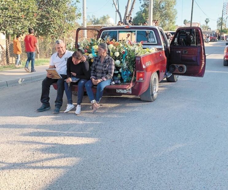 Fue a las tortillas y no volvió: lo mataron por no detenerse en retén, dice su mamá