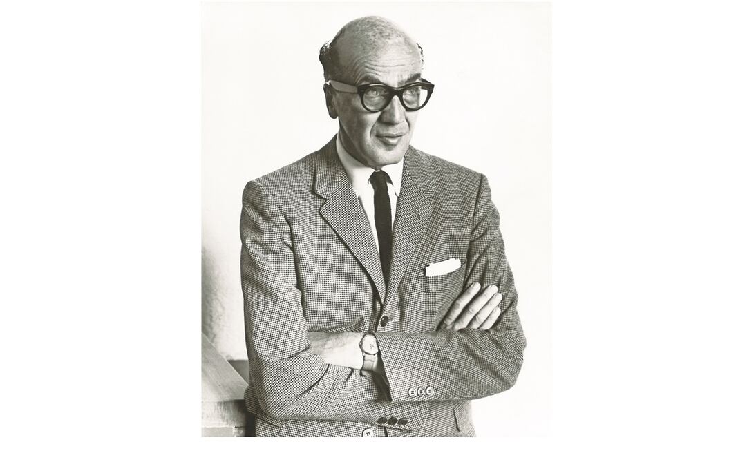 Fotografía del arquitecto Luis Barragán tomada por Ursula Bernath en 1963. Foto: Ursula Bernath/ Barragan Foundatio