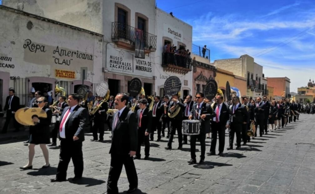 Rinden homenaje al pintor Rafael Coronel en Zacatecas
