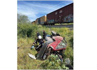 Intenta ganarle el paso al tren en Querétaro; hay al menos cuatro muertos y tres heridos de gravedad