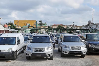 Prevén que alza en tasas impacte en la venta de vehículos