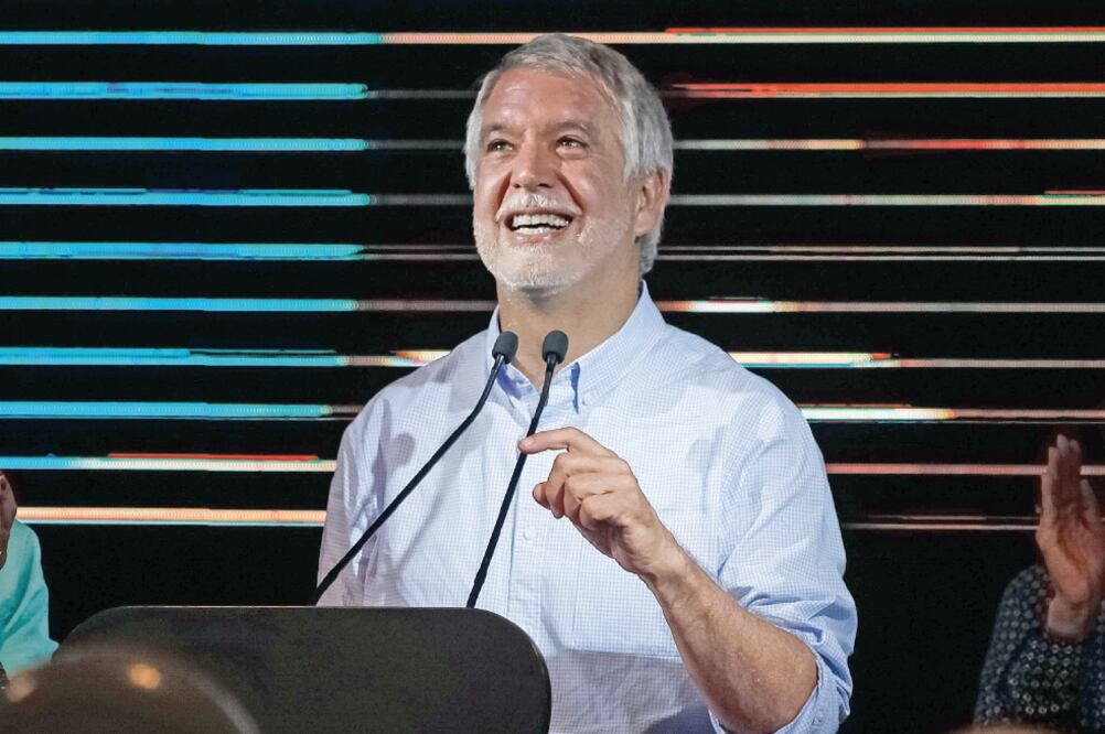 Enrique Peñalosa ganó la alcaldía de Bogotá, lo que lo catapulta como posible candidato para suceder a Santos (JHON PAZ. XINHUA)