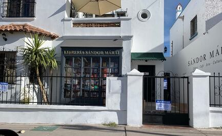 Cierran librería de Javier Corral en Chihuahua por falta de permisos; acusa venganza política