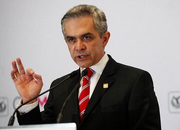Anuncia Mancera programa de apoyo para rechazados