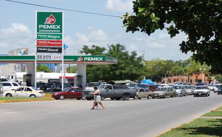 Hieren a dos policías ministeriales en gasolinera de Cancún
