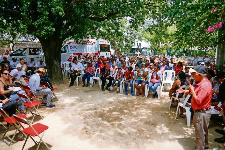 Las asambleas que se realizan en las comunidades para ver el pago y uso de tierras son con personas presuntamente “acarreadas”, que deben favores a ediles y contra la comunidad, dicen. Foto: Claudia Mendoza / El Universal