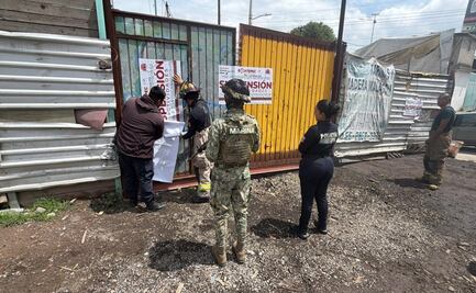 Clausuran fábrica clandestina de cloro en Ecatepec; hallan 30 contenedores de químicos en predio irregular