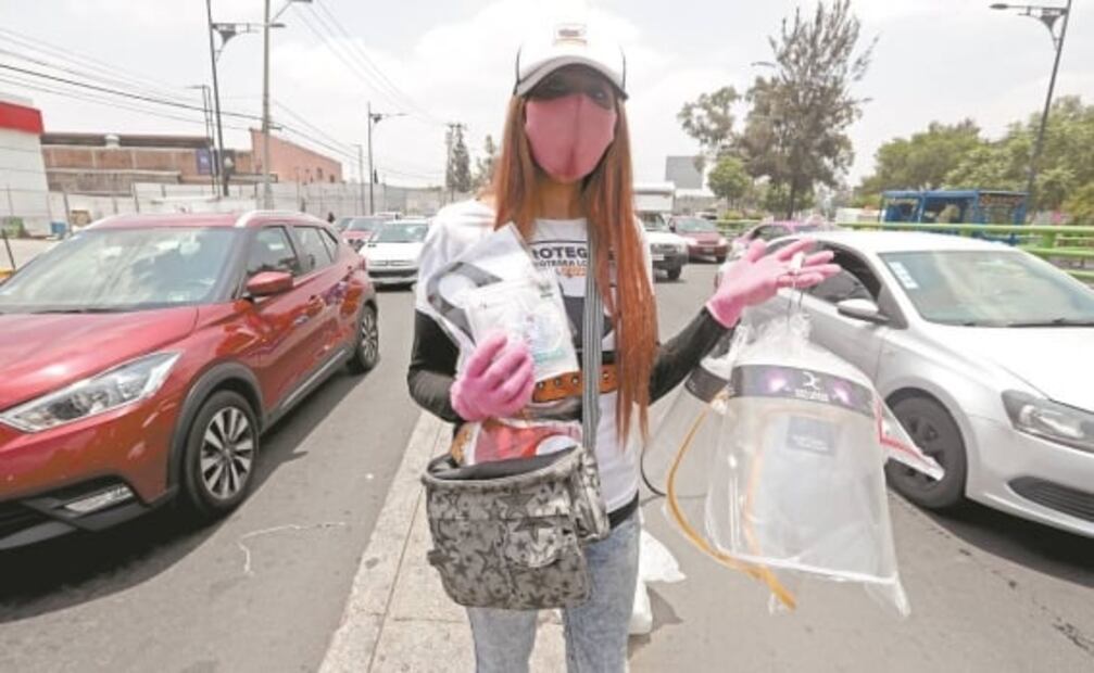 Entre gritos y trucos, vida retorna a cruceros viales