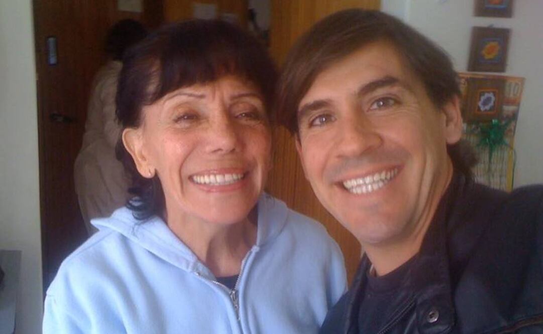 Sergio Ochoa pasará su segundo Día de las Madres sin Leonorilda Ochoa, fallecida el 22 de mayo de 2016. "Siempre íbamos a comer a restaurantes, a ella le gustaba su casa pero prefería estar afuera, ser sociable"  FOTO: CORTESÍA