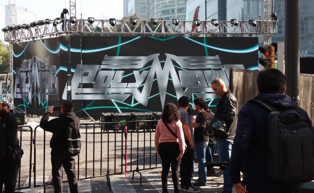 Continúan las pruebas de sonido y colocación del escenario en Paseo de la Reforma, previo al espectáculo que ofrecerá de “Polymarchs", 29 de diciembre de 2024. Foto:  Juan Carlos Williams/EL UNIVERSAL