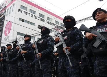 Policías estatales custodian paquetería y documentación para elecciones por usos y costumbres en Chiapas; elegirán alcalde y cabildo