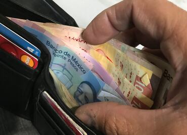 Burócratas recibirán su aguinaldo antes del Buen Fin