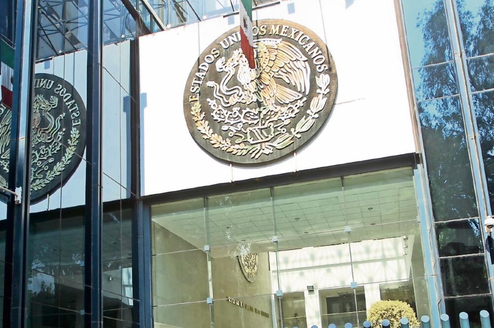 Fermín Ordóñez, ex presidente del Comité Municipal del PRI, acudió a la sede de la procuraduría para presentar pruebas (ARCHIVO EL UNIVERSAL)