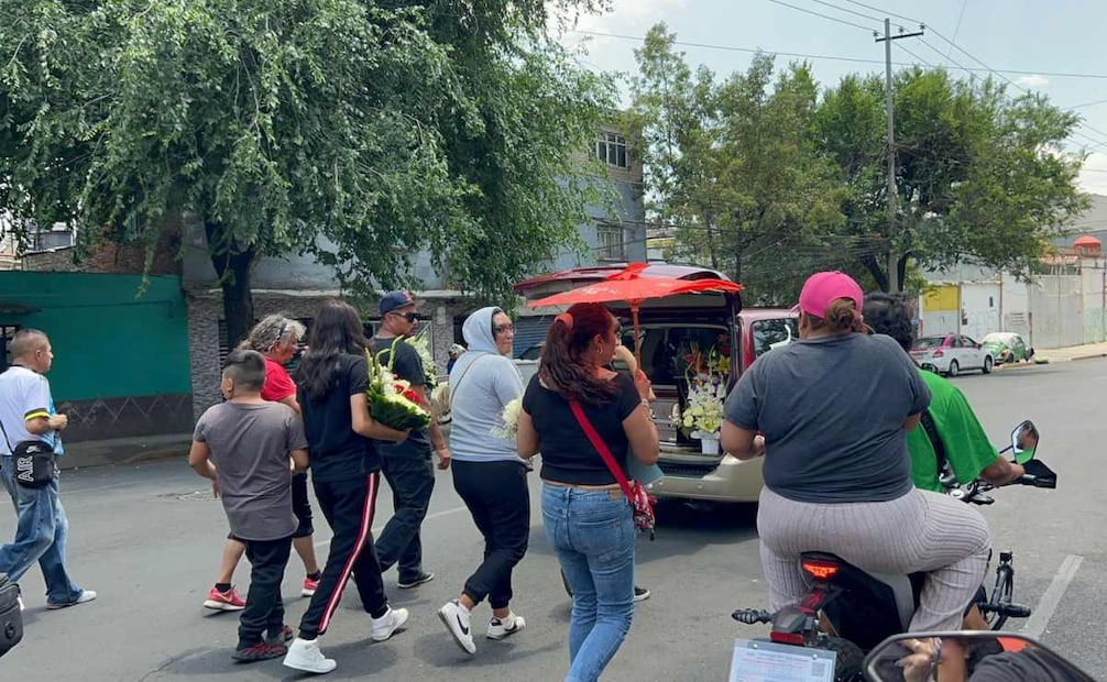 Familiares despiden a Miriam (06/05/2025). Foto: Juan Carlos Williams / EL UNIVERSAL