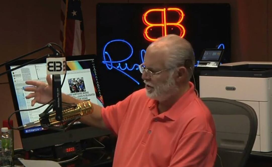 Rush Limbaugh se burló del exalcalde de South Bend al referirse a él como "este chico gay de 37 años que abraza a su esposo en el escenario". Foto: Captura de pantalla 