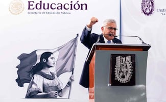 Líder del SNTE demanda aumento salarial de 13% para maestros; dan “todo su esfuerzo para mejorar la educación nacional", asegura