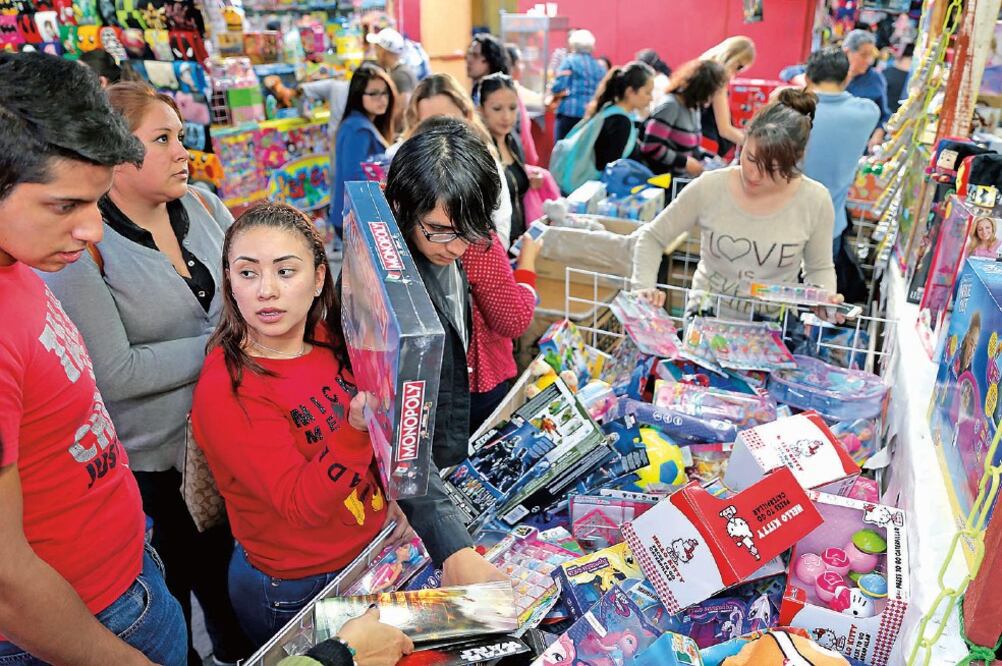 La delegación Venustiano Carranza informó que gastará 2.5 millones de pesos en adquirir juguetes para regalar durante esta festividad (EFE.JOSÉ MÉNDEZ)